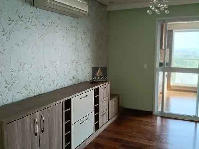 Apartamento 3 quartos e 1 banheiro, à venda ou para alugar, no bairro Jardim das Indústrias em São José dos Campos
