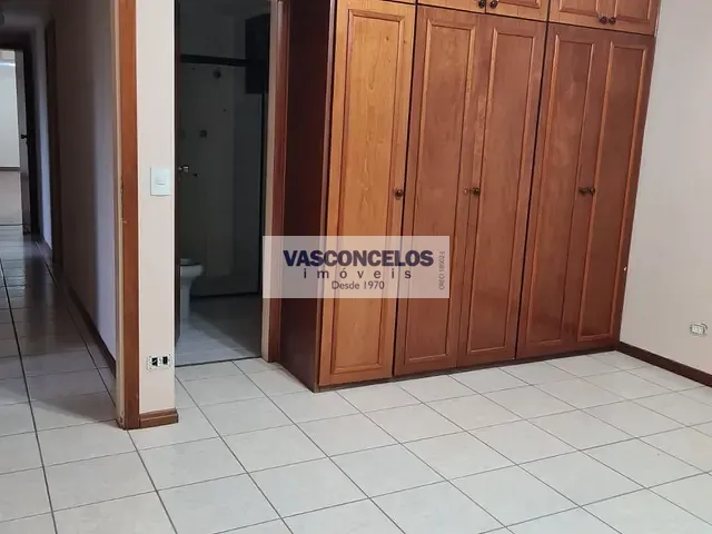 Apartamento 4 quartos e 3 banheiros, para alugar, no bairro Centro em São José dos Campos