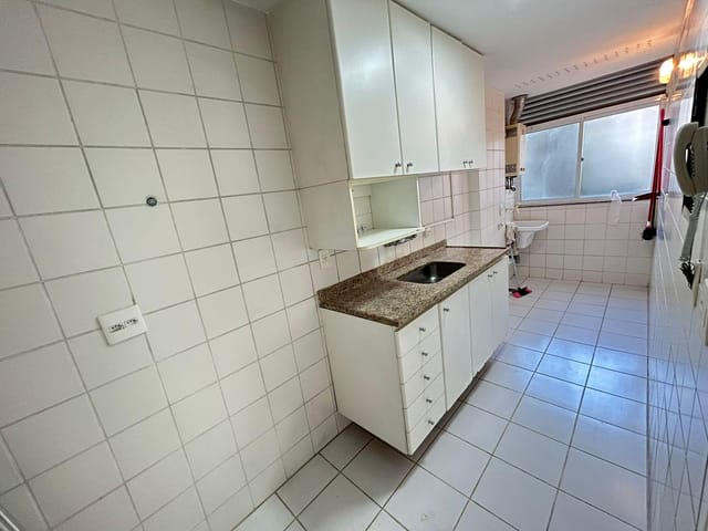 Apartamento 2 quartos e 2 banheiros, para alugar, no bairro Barra da Tijuca em Rio de Janeiro