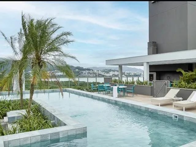 Apartamento com 145m² 2 quartos e 3 banheiros, à venda, no bairro Cacupé em Florianópolis