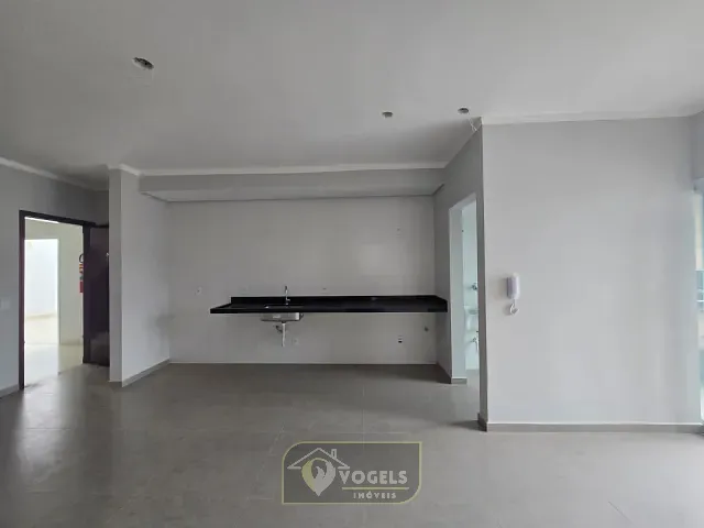 Apartamento 2 quartos e 2 banheiros, à venda, no bairro Jardim Zeni em Jaguariúna