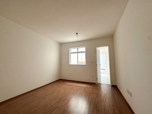 Apartamento 1 quarto e 1 banheiro, à venda, no bairro Aeroporto em Juiz de Fora
