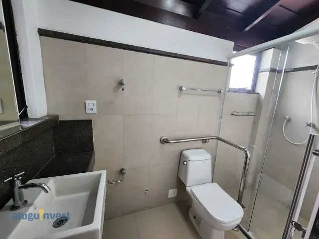 Apartamento 1 quarto e 1 banheiro, para alugar, no bairro Centro em Florianópolis