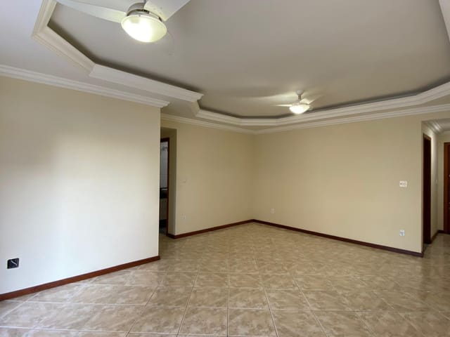 Apartamento 3 quartos e 3 banheiros, à venda, no bairro Algodoal em Cabo Frio