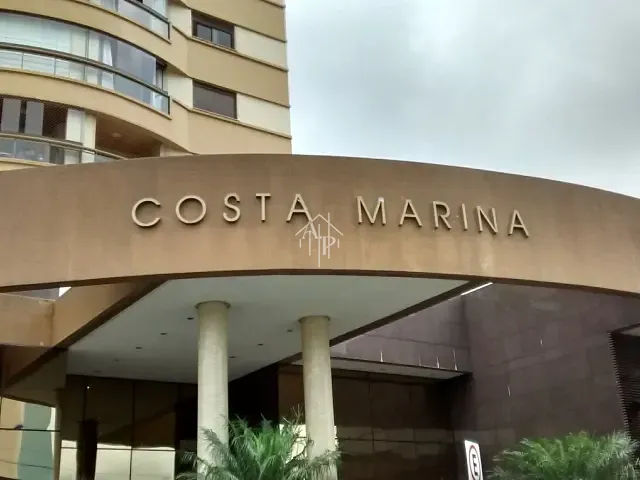 Apartamento 2 quartos e 2 banheiros, à venda, no bairro Fazenda em Itajaí