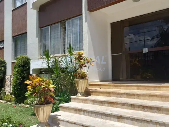 Apartamento 3 quartos e 1 banheiro, para alugar, no bairro Alto da Glória em Curitiba