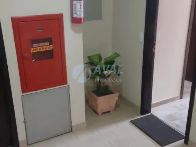 Apartamento 3 quartos e 1 banheiro, para alugar, no bairro Alto da Glória em Curitiba
