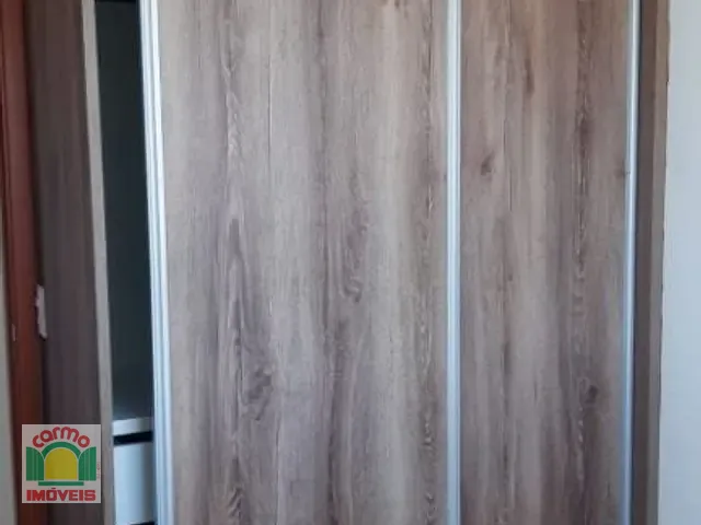 Apartamento 2 quartos e 2 banheiros, para alugar, no bairro Cidade Jardim em Anápolis
