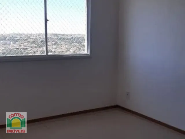Apartamento 2 quartos e 2 banheiros, para alugar, no bairro Cidade Jardim em Anápolis