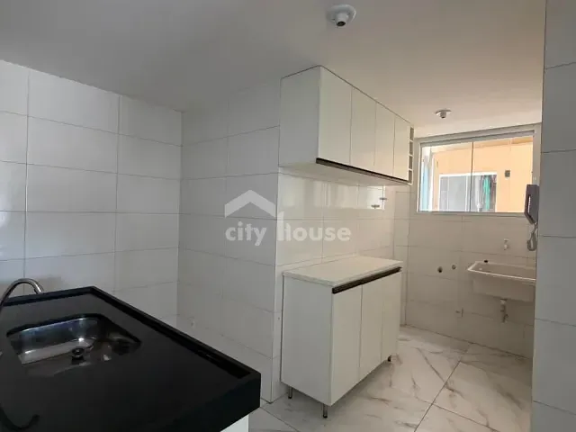 Apartamento 2 quartos e 2 banheiros, para alugar, no bairro Jockey de Itaparica em Vila Velha