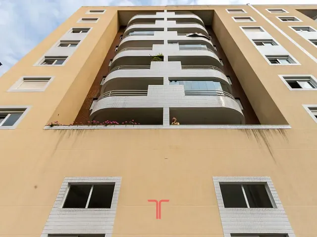 Apartamento com 345m² 3 quartos e 4 banheiros, à venda, no bairro Batel em Curitiba