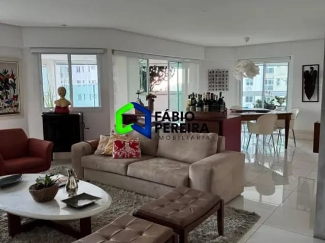 Apartamento com 220m² 3 quartos e 2 banheiros, à venda, no bairro Barra da Tijuca em Rio de Janeiro