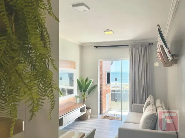 Apartamento 3 quartos e 2 banheiros, à venda, no bairro Centro em Itapoá