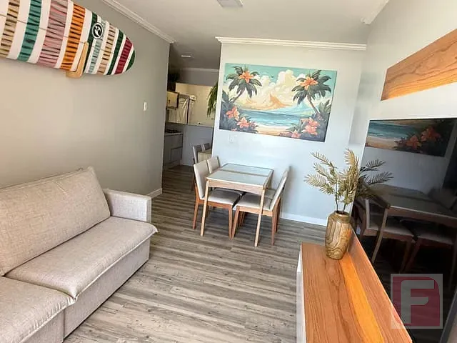 Apartamento 3 quartos e 2 banheiros, à venda, no bairro Centro em Itapoá