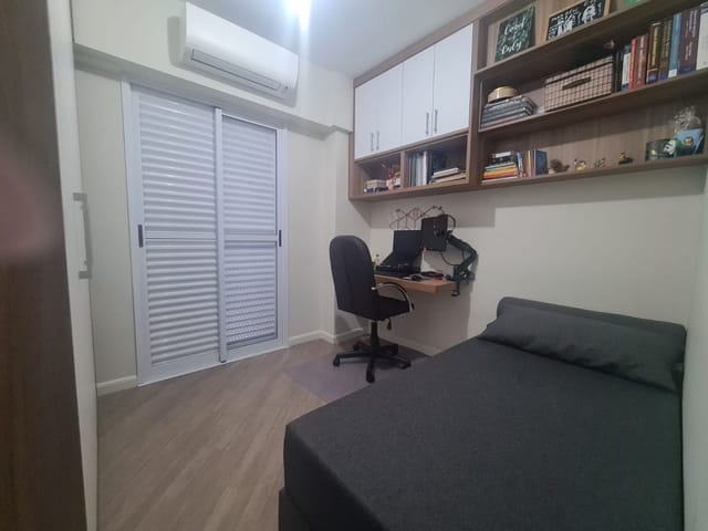 Apartamento 3 quartos e 1 banheiro, à venda, no bairro Conjunto Residencial Trinta e Um de Março em São José dos Campos