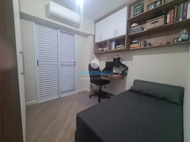 Apartamento 3 quartos e 1 banheiro, à venda, no bairro Conjunto Residencial Trinta e Um de Março em São José dos Campos