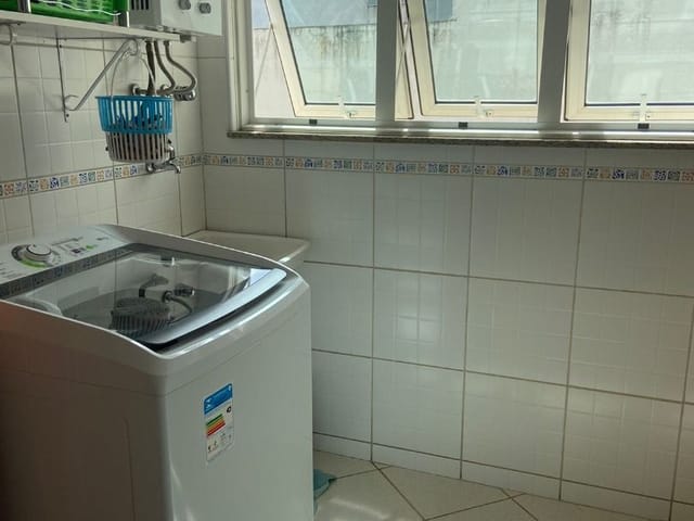Apartamento com 167m² 4 quartos e 2 banheiros, à venda, no bairro Itaipu em Niterói