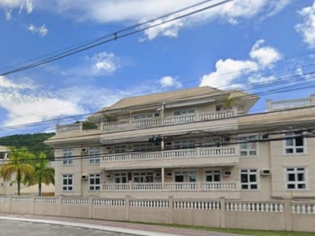 Apartamento com 167m² 4 quartos e 2 banheiros, à venda, no bairro Itaipu em Niterói