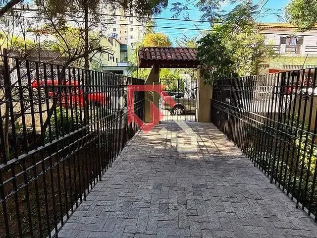 Apartamento com 70m² 2 quartos e 1 banheiro, à venda ou para alugar, no bairro Vila Valparaíso em Santo André