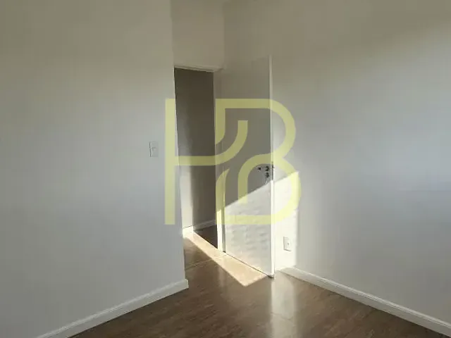Apartamento 2 quartos e 1 banheiro, à venda, no bairro Jardim Simus em Sorocaba