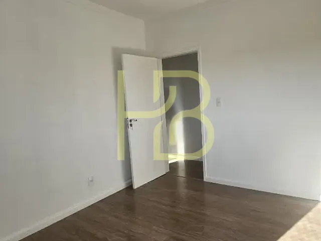 Apartamento 2 quartos e 1 banheiro, à venda, no bairro Jardim Simus em Sorocaba