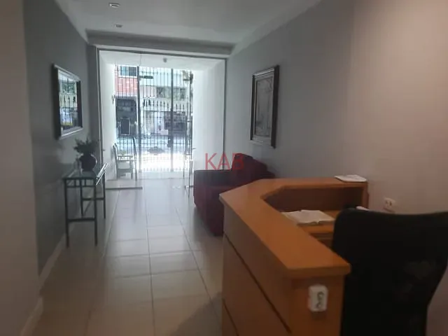 Apartamento com 148m² 3 quartos e 3 banheiros, para alugar, no bairro Copacabana em Rio de Janeiro