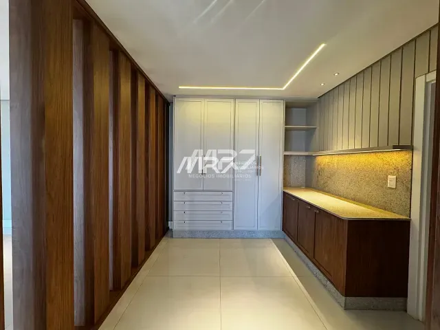 Apartamento com 278m² 3 quartos e 2 banheiros, à venda, no bairro Oficinas em Ponta Grossa