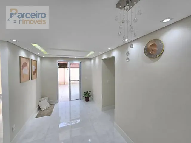 Apartamento 2 quartos e 1 banheiro, à venda, no bairro Vila Carmosina em São Paulo