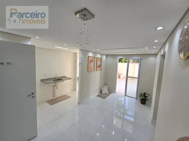 Apartamento 2 quartos e 1 banheiro, à venda, no bairro Vila Carmosina em São Paulo
