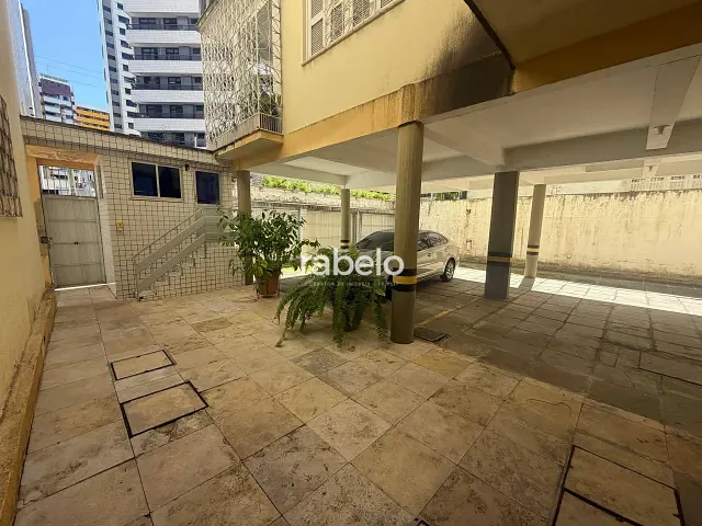 Apartamento 3 quartos e 3 banheiros, para alugar, no bairro Meireles em Fortaleza
