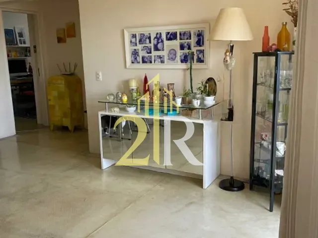 Apartamento 4 quartos e 3 banheiros, à venda, no bairro Vila Isa em São Paulo