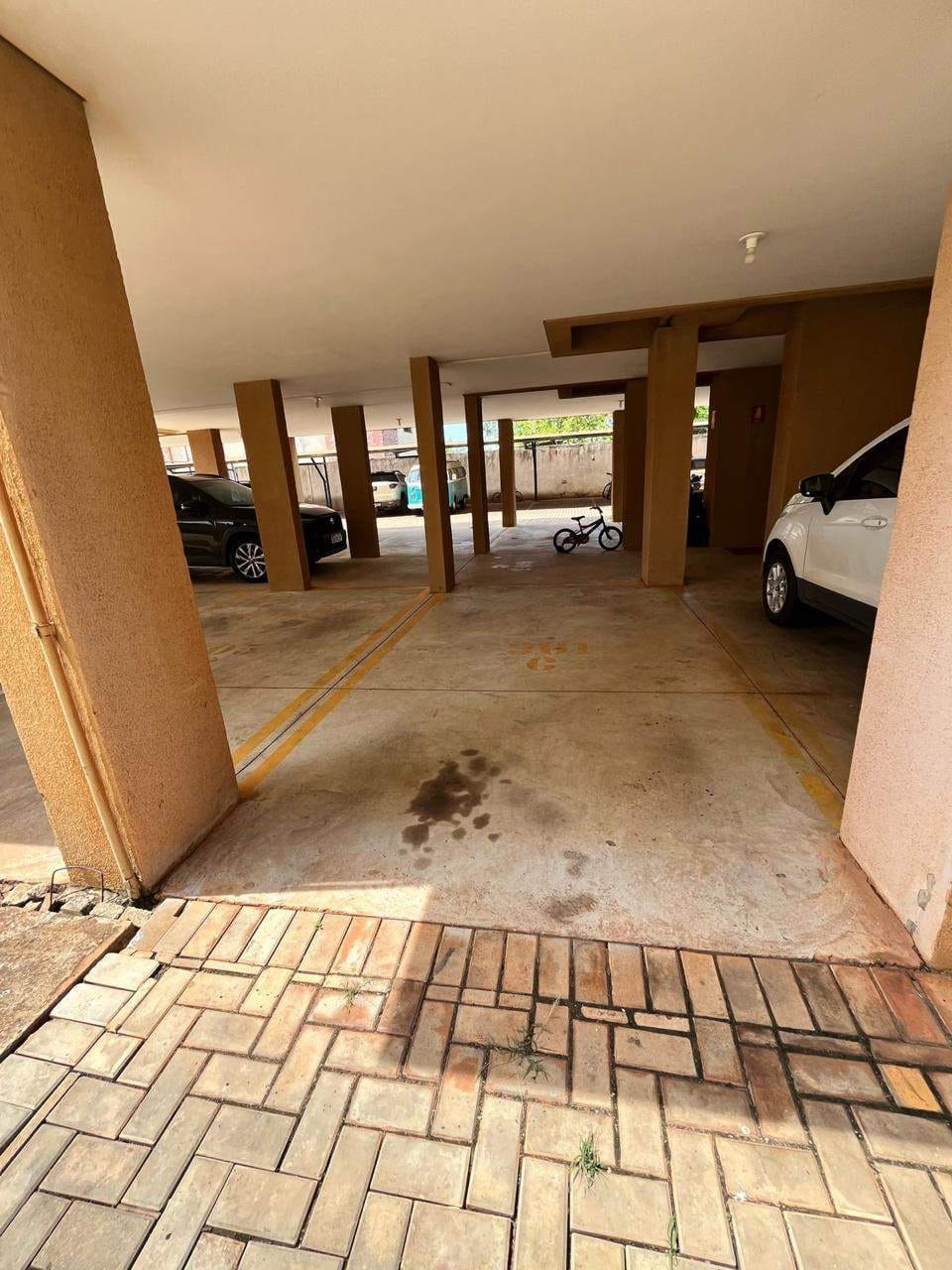 Apartamento à venda com 2 quartos, 64m² - Foto 14
