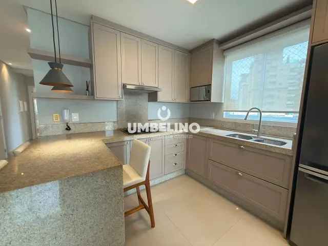 Apartamento 2 quartos e 2 banheiros, para alugar, no bairro morretes em Itapema