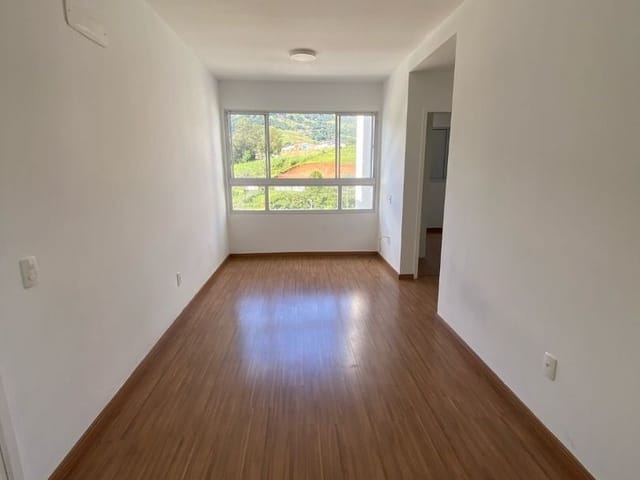 Apartamento 2 quartos e 1 banheiro, para alugar, no bairro Brz em Extrema