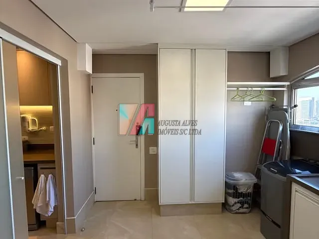 Apartamento 3 quartos e 5 banheiros, à venda, no bairro Vila Morumbi em São Paulo
