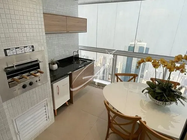 Apartamento com 81m² 2 quartos e 3 banheiros, à venda, no bairro Tatuapé em São Paulo