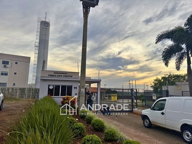 Apartamento 2 quartos e 1 banheiro, para alugar, no bairro Núcleo Habitacional Papa João Paulo I em Apucarana
