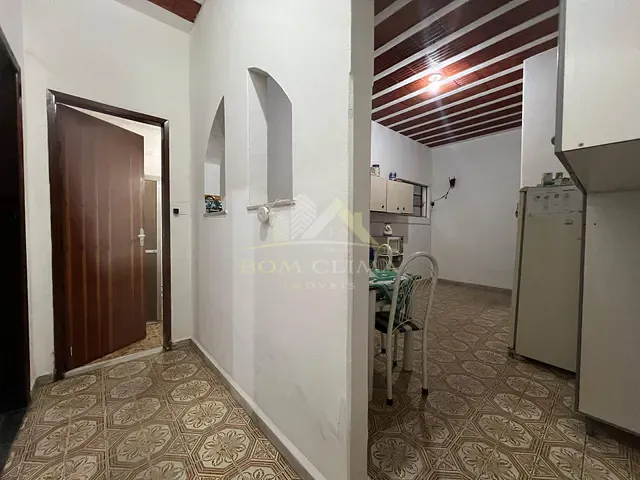 Apartamento 3 quartos e 1 banheiro, à venda, no bairro Bandeirantes em Juiz de Fora