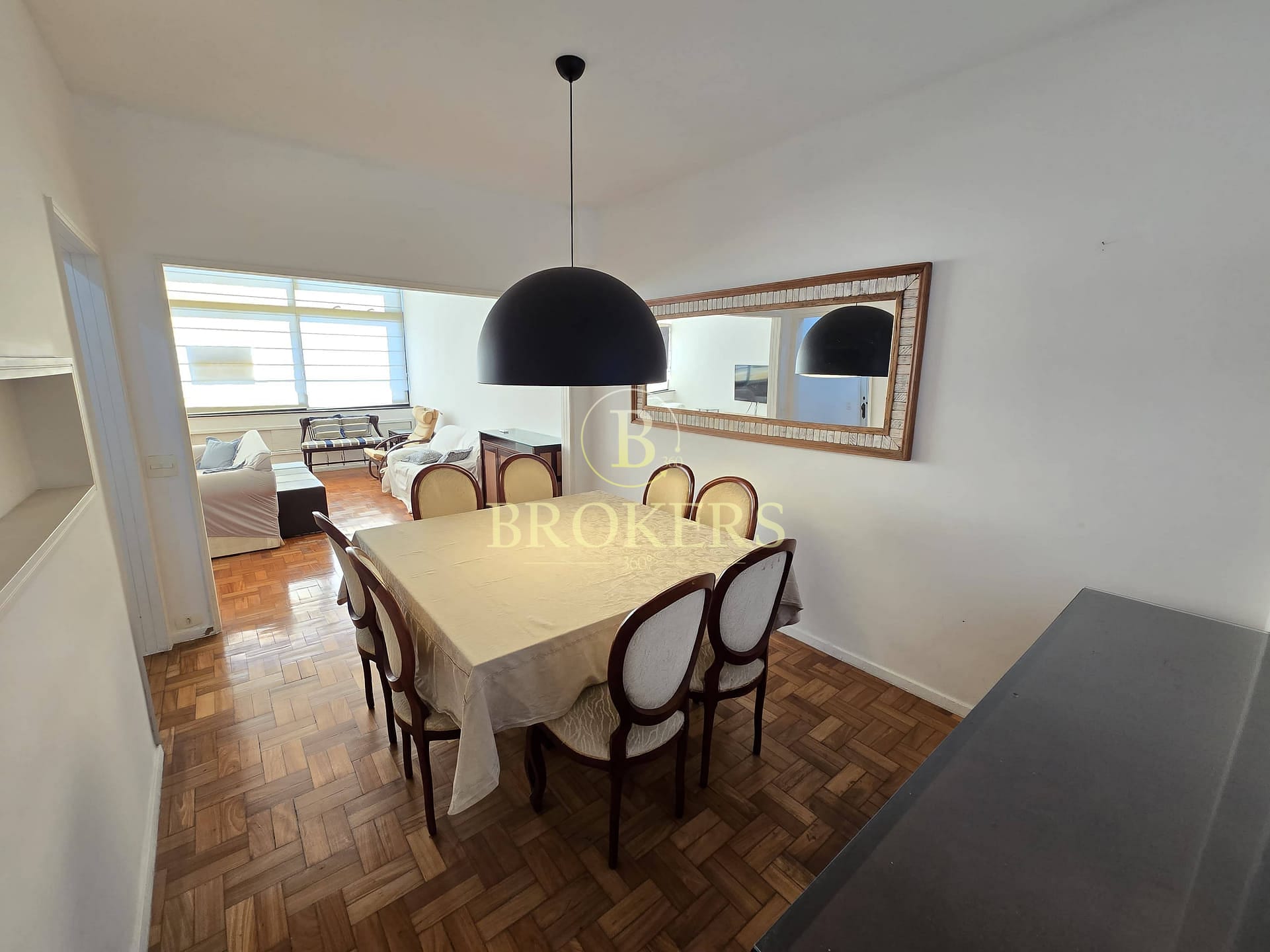 Apartamento à venda, Rua Prudente de Morais - Ipanema. Sala em 3 ambientes, 3 quartos sendo 1 suíte, cozinha e dependências - 135 m² - 1 vaga escritura