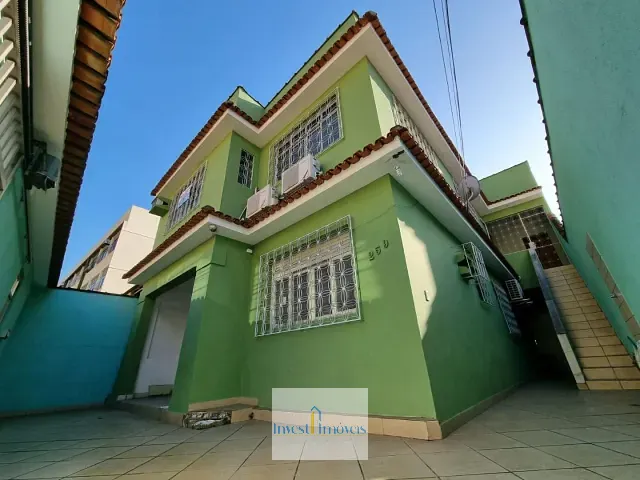 Apartamento com 280m² 3 quartos e 6 banheiros, à venda, no bairro Maruípe em Vitória