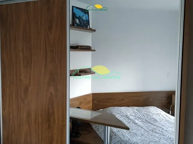 Apartamento com 59m² 1 quarto e 1 banheiro, à venda, no bairro Morro das Pedras em Florianópolis