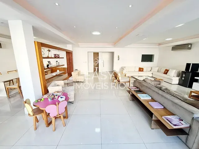 Apartamento com 270m² 3 quartos e 4 banheiros, à venda, no bairro Copacabana em Rio de Janeiro