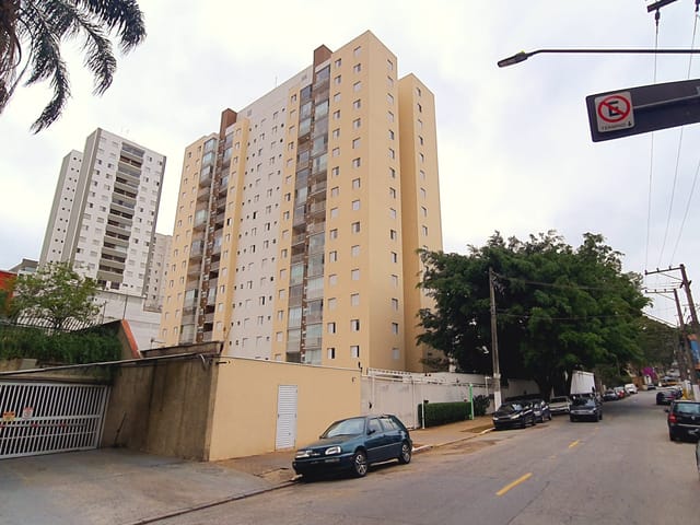 Lindo apartamento de 02 dormitórios na rua da Bica