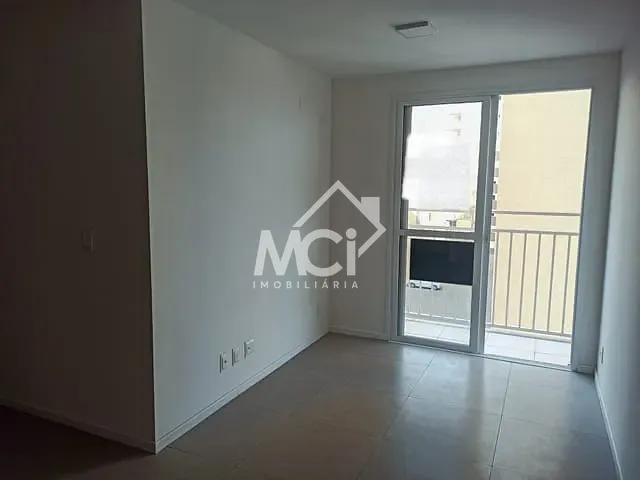 Apartamento com 92m² 2 quartos e 1 banheiro, à venda, no bairro Centro em Pelotas