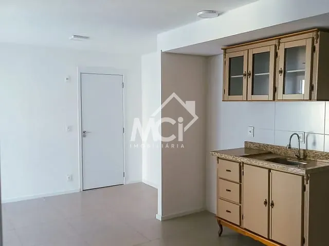 Apartamento com 92m² 2 quartos e 1 banheiro, à venda, no bairro Centro em Pelotas