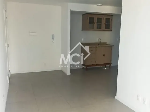 Apartamento com 92m² 2 quartos e 1 banheiro, à venda, no bairro Centro em Pelotas