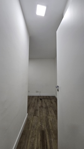 Apartamento 2 quartos e 1 banheiro, para alugar, no bairro Alphaville Empresarial em Barueri