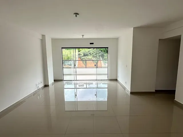 Apartamento com 140m² 3 quartos e 3 banheiros, para alugar, no bairro Barra em Muriaé