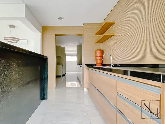 Apartamento com 181m² 3 quartos e 4 banheiros, à venda, no bairro Jardim das Acácias em São Paulo