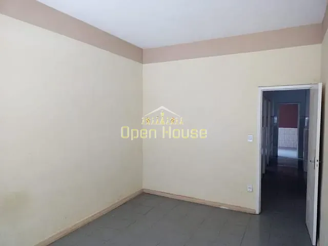 Apartamento 4 quartos e 2 banheiros, à venda, no bairro Ano Bom em Barra Mansa